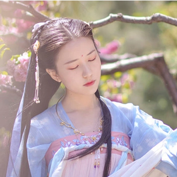 小清新帶團(tuán)扇女生頭像，唯美古風(fēng)真人頭像