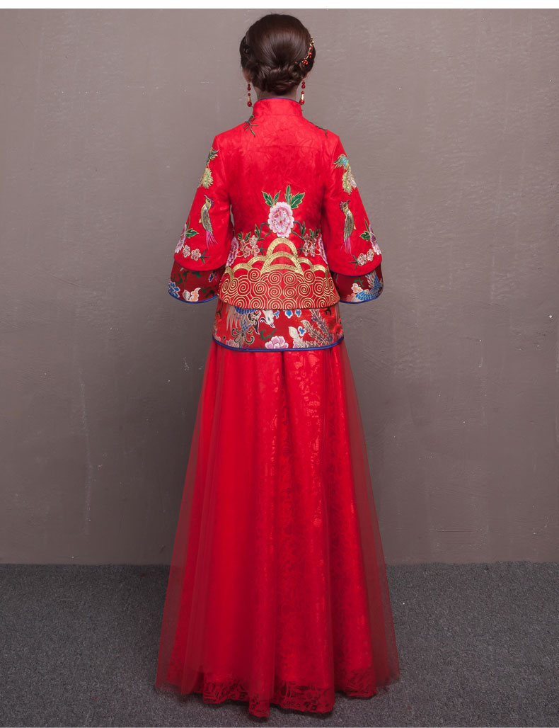 古典韻味中式禮服，新娘結(jié)婚禮服