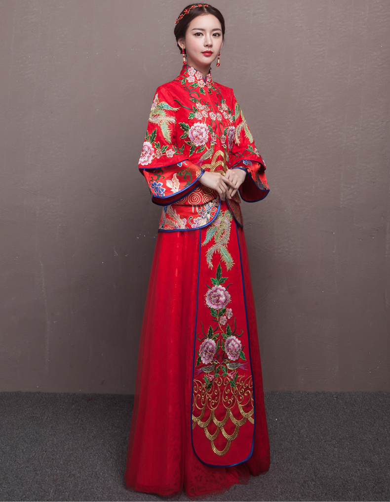 古典韻味中式禮服，新娘結(jié)婚禮服