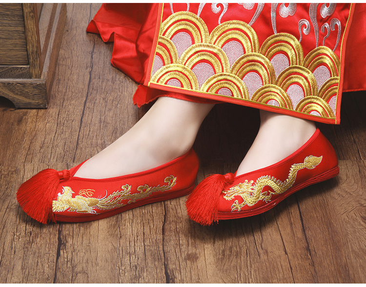 千層平底繡花鞋，流蘇新娘結婚鞋