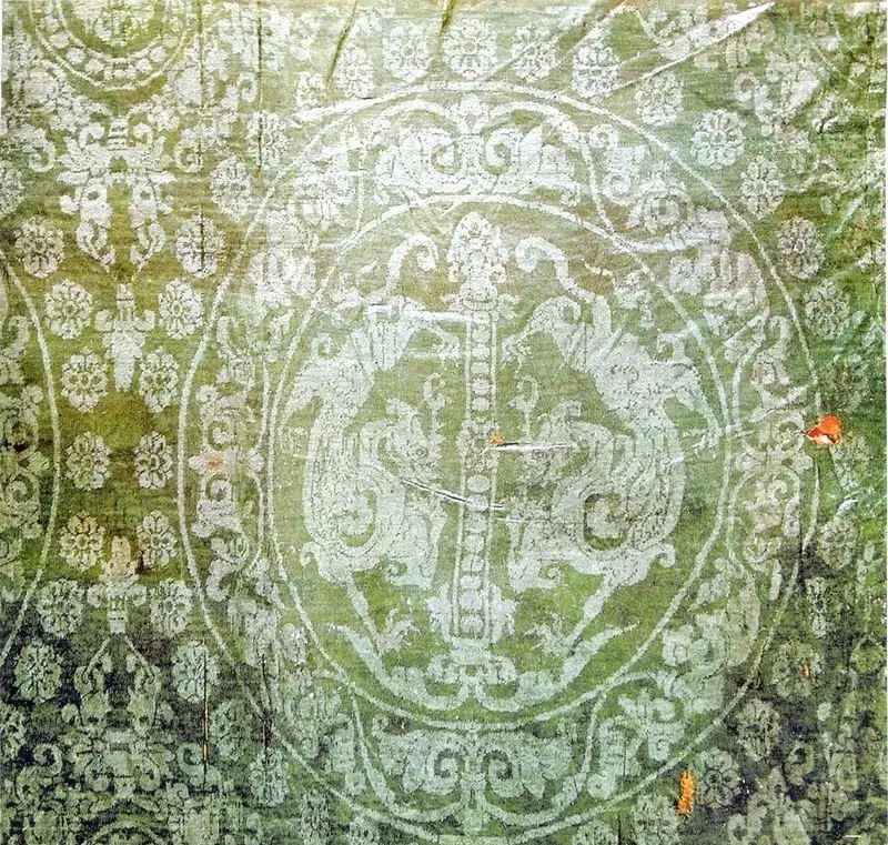 最華麗的傳統(tǒng)花布，《源氏物語》的中國絲織品