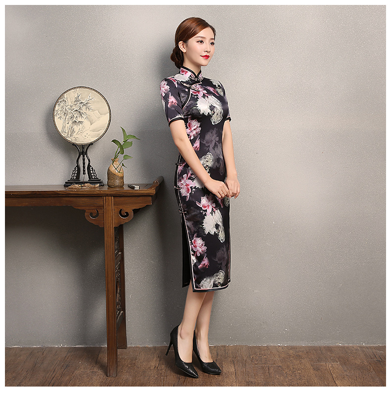 夜雨粉白印花旗袍，短袖真絲旗袍裙