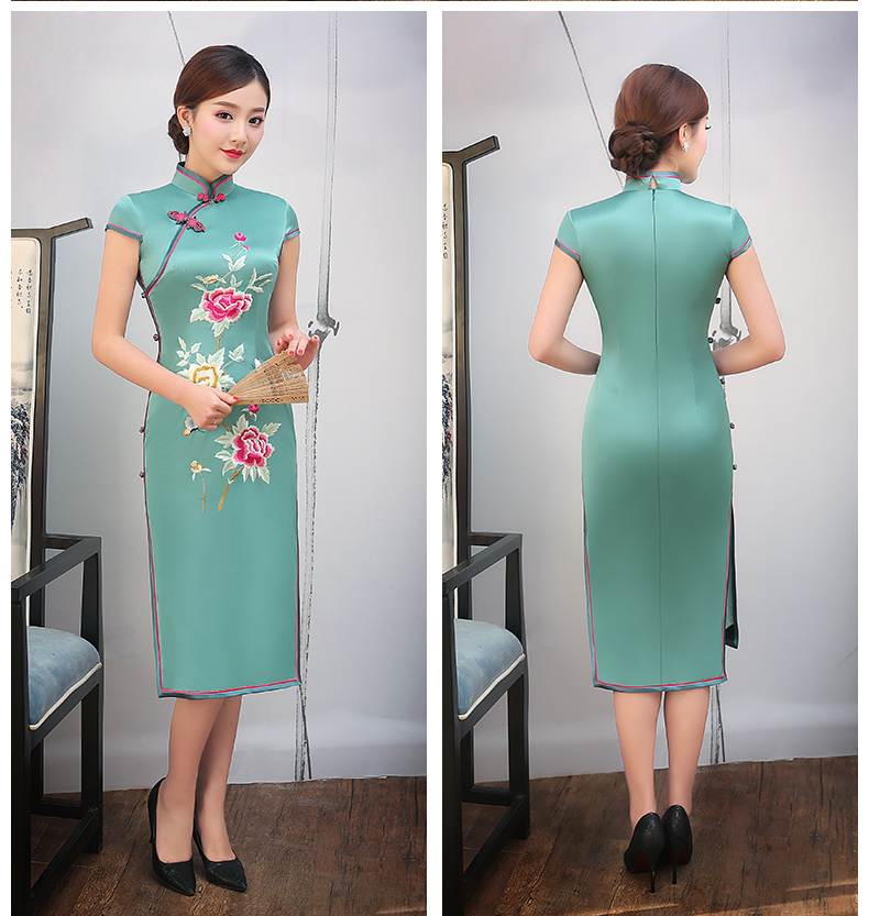 復(fù)古繡花旗袍，短袖真絲旗袍裙