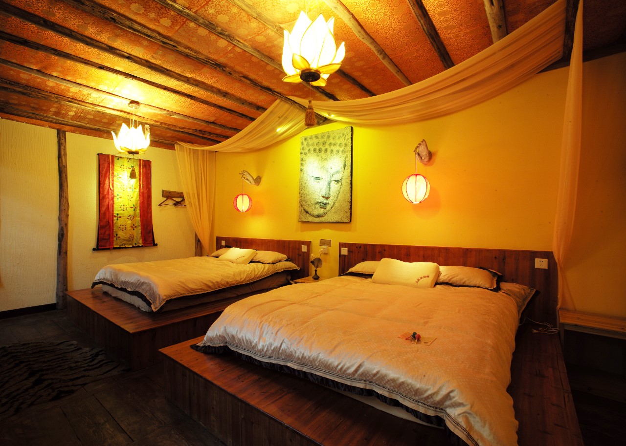 西藏·腔調客棧，想和你一屋兩人三餐四季共一生