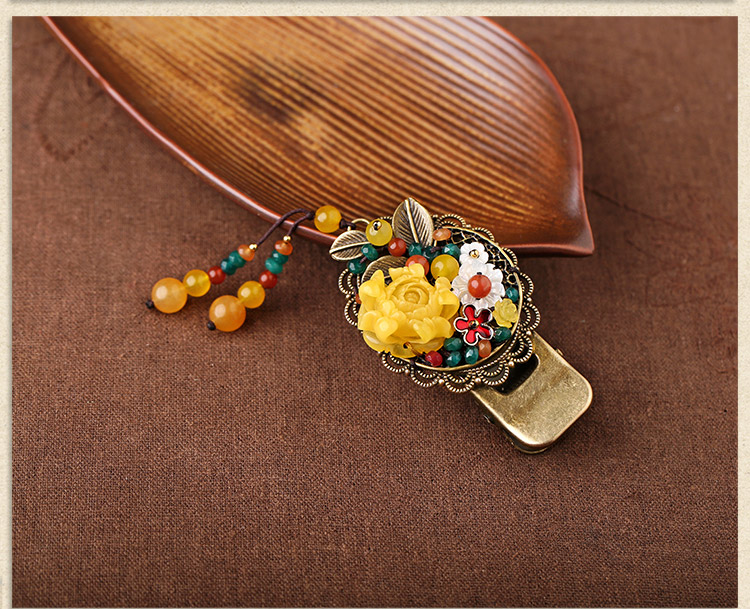 古風(fēng)淑女鴨嘴夾黃色發(fā)夾頭飾