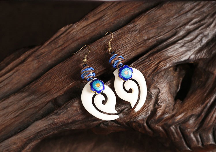 匠心啟航閱讀白色祥云耳墜古風(fēng)耳環(huán)首飾