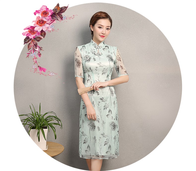 淡青色時尚印花旗袍，優(yōu)雅清新旗袍裙