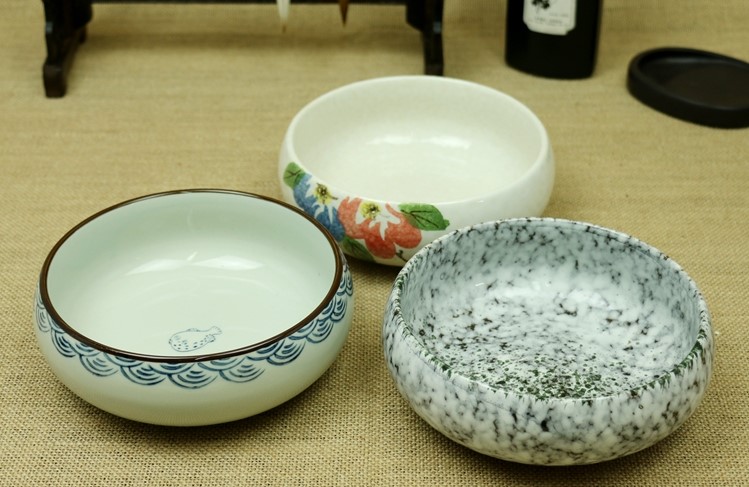 三款手繪陶瓷水淺茶洗水盂，海魚瓷筆洗