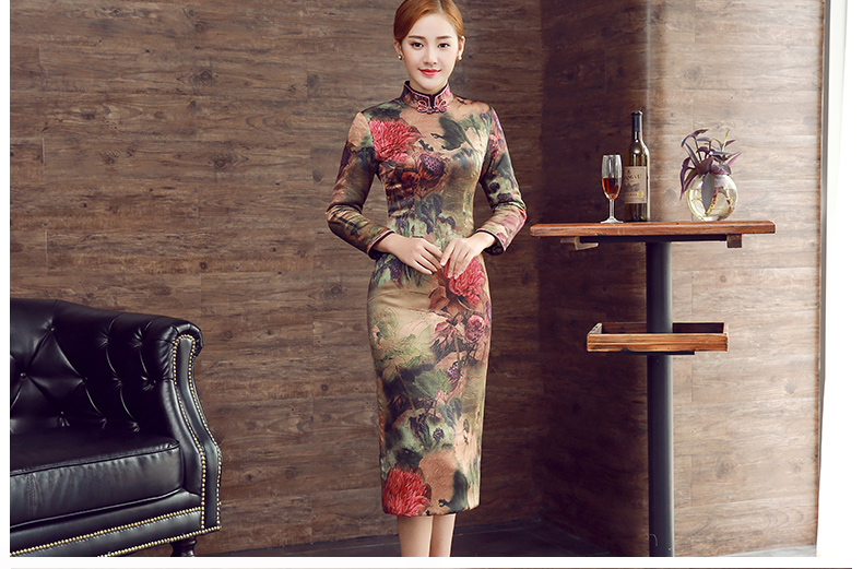 彤艷古典旗袍，復(fù)古唯美旗袍裙