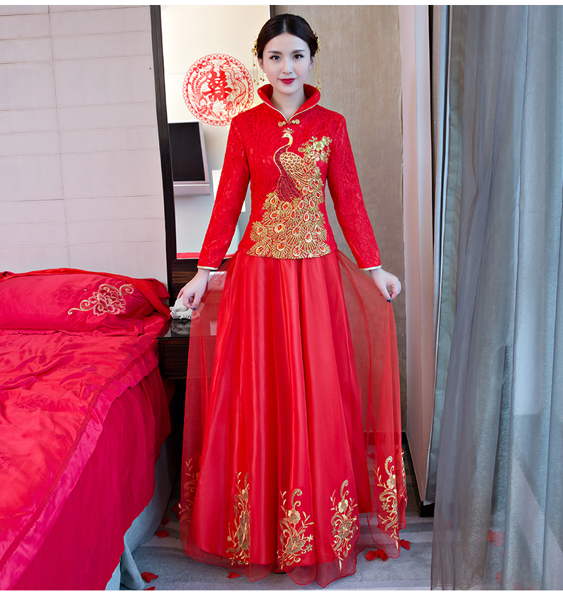 孔雀亮片繡花中式禮服，唯美新娘結(jié)婚禮服