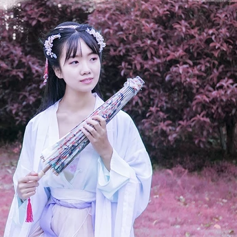 粉紫小清新帶團(tuán)扇傘頭像，唯美古風(fēng)真人頭像