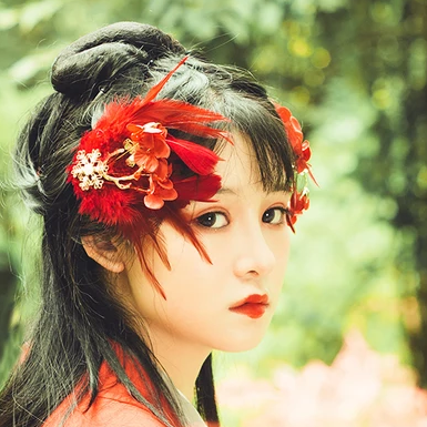 嬌艷彼岸花女生頭像，唯美古風(fēng)真人頭像