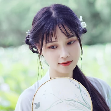 荷塘邊帶傘女生頭像，唯美古風(fēng)真人頭像