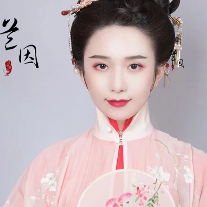 古典帶團扇女生頭像，唯美古風(fēng)真人頭像