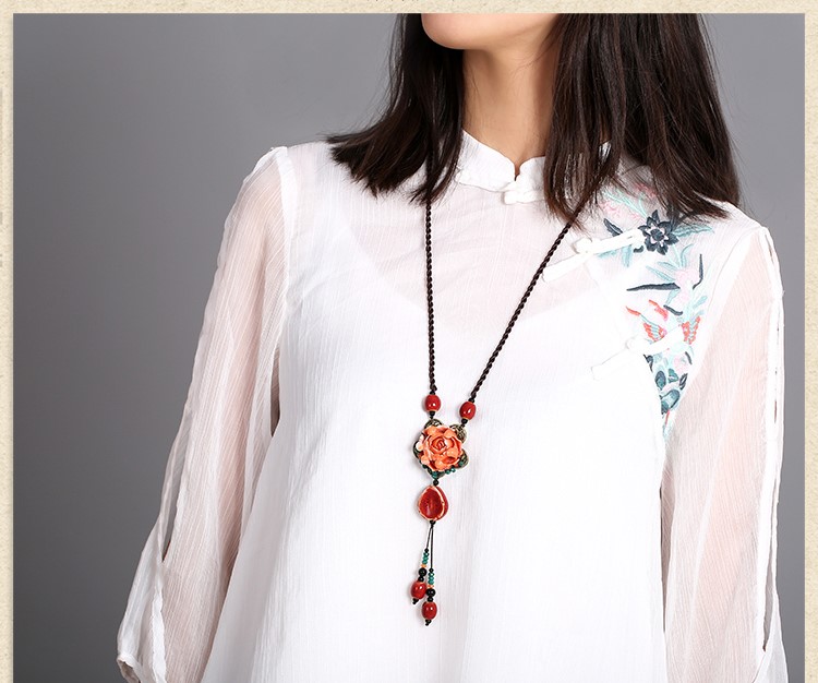 復(fù)古花朵毛衣鏈項(xiàng)鏈?zhǔn)罪? src="/yuedu/d/file/bigpic/190404/04/13-1G129102U6-50.jpg" / data-LfHs="Eh04MB"><br / data-9iZl="NDDYpM">
	<img alt=