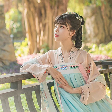 文藝清新漢服女生頭像,唯美古風真人頭像