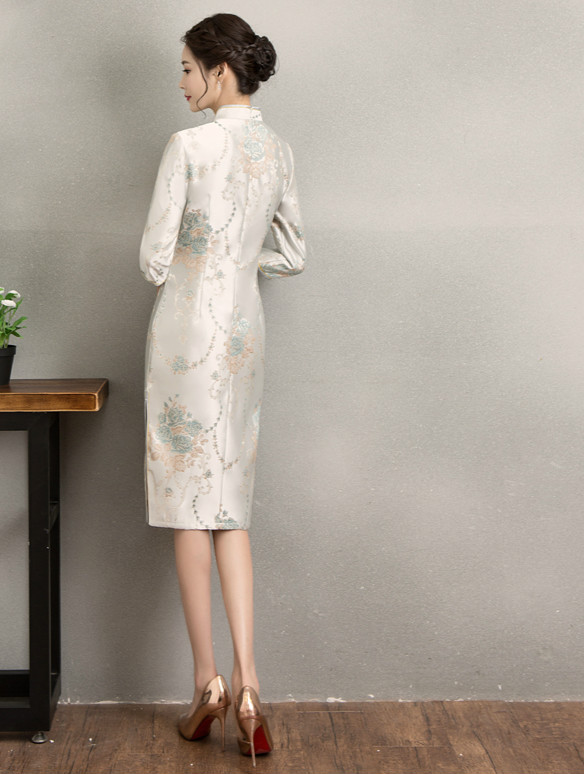 清新淡雅繡花旗袍，中袖優(yōu)雅旗袍裙