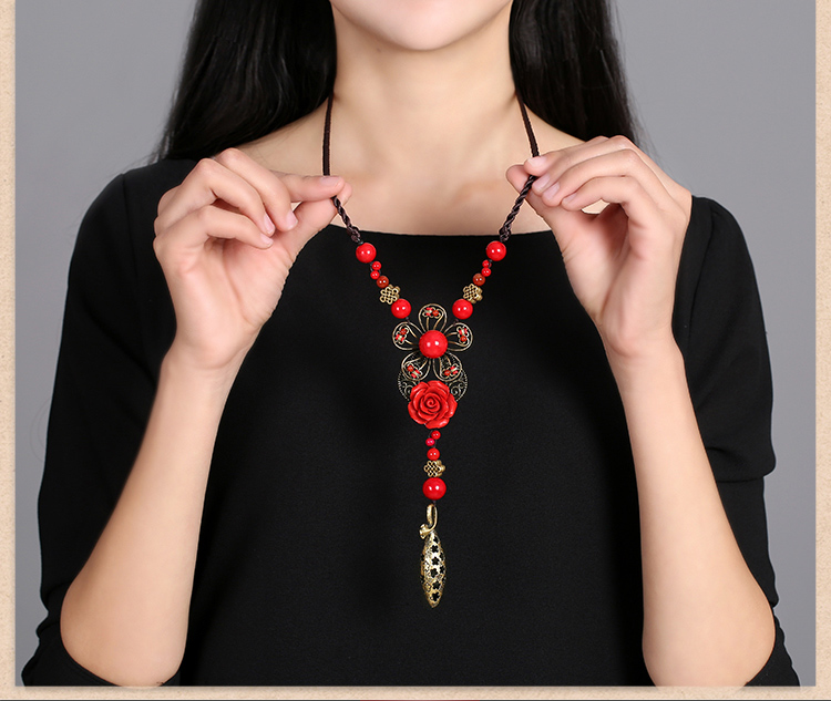 傾國傾城紅色吊墜復古毛衣鏈項鏈