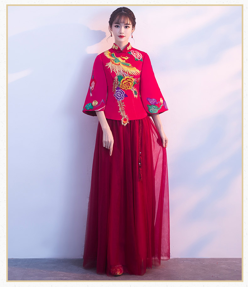 古典韻味中式禮服，鳳凰刺繡新娘結(jié)婚禮服