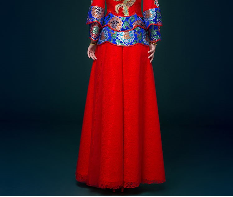 匠心啟航閱讀中式禮服，鳳凰刺繡新娘結(jié)婚禮服