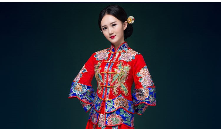 匠心啟航閱讀中式禮服，鳳凰刺繡新娘結(jié)婚禮服