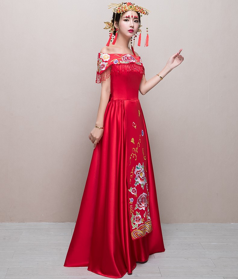 性感一字肩中式禮服，刺繡流蘇新娘禮服