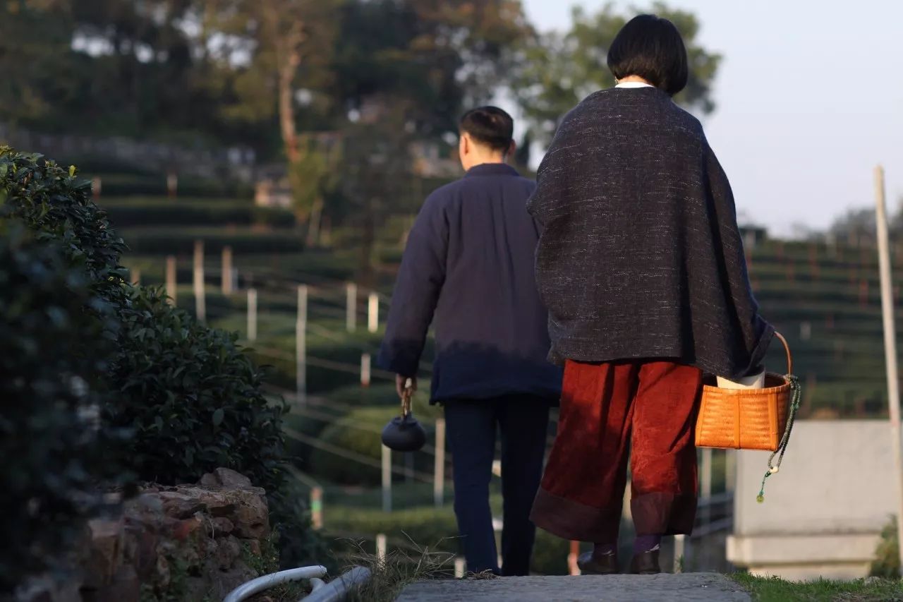 茶隱·喜在山舍，上有茶山下有九溪肆意虛度生活
