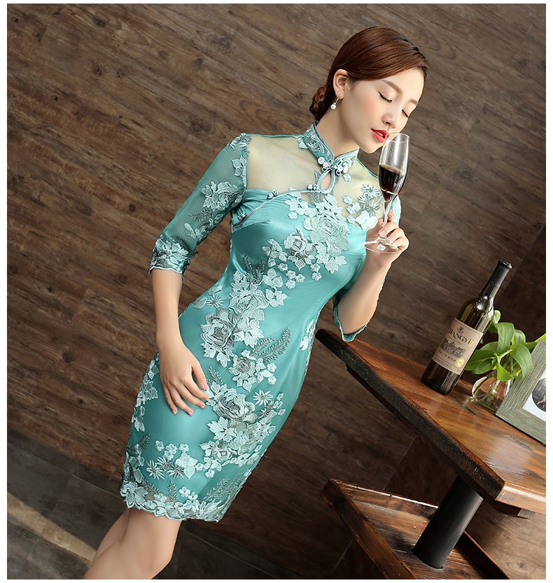 刺繡花瓣袖旗袍，復(fù)古蕾絲短款旗袍裙