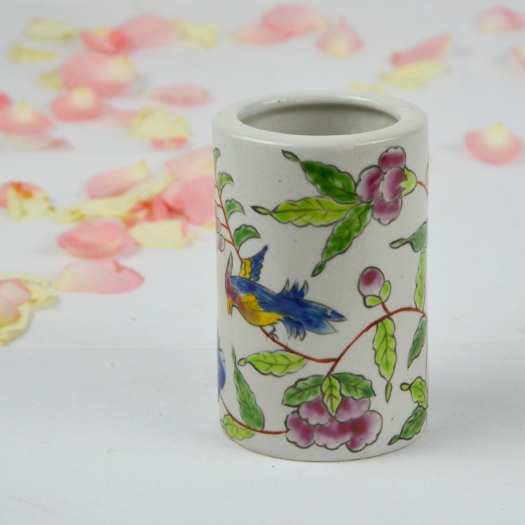 青花瓷新中式復古創(chuàng)意陶瓷筆筒