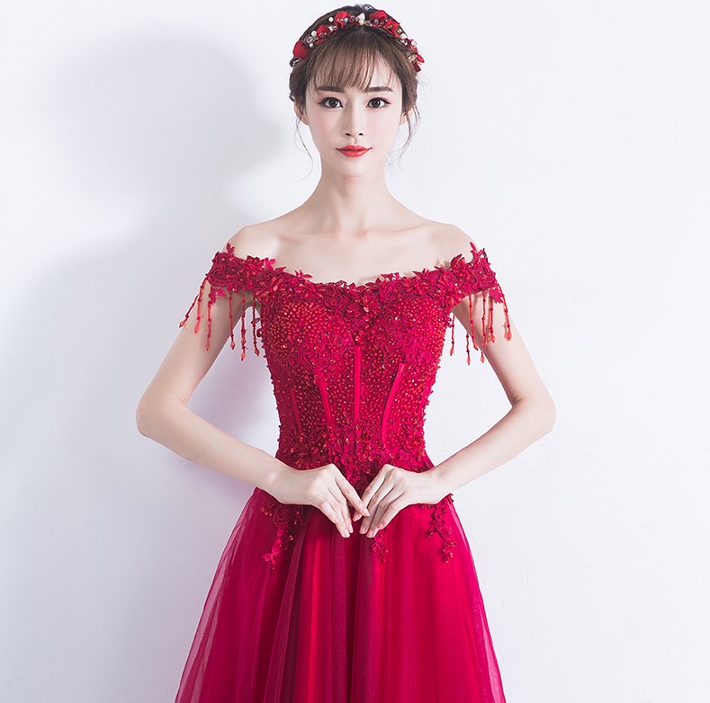 性感一字肩中式禮服，唯美流蘇珠花晚禮服