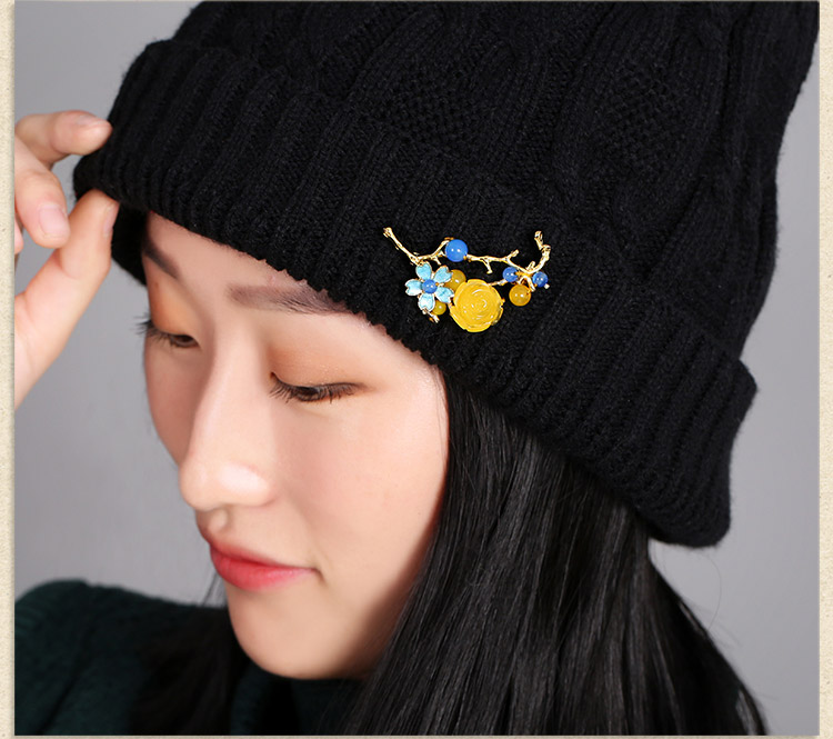 復古蜜蠟花氣質(zhì)胸針，唯美清新胸花。