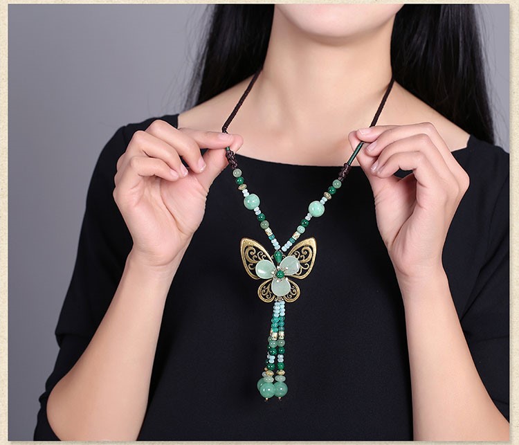 復古蝴蝶吊墜綠色毛衣鏈項鏈