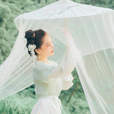 白衣仙子女生頭像，唯美古風真人頭像