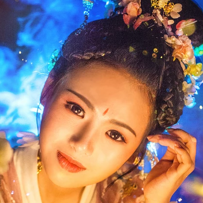 五彩星空提燈少女頭像，唯美古風(fēng)真人頭像