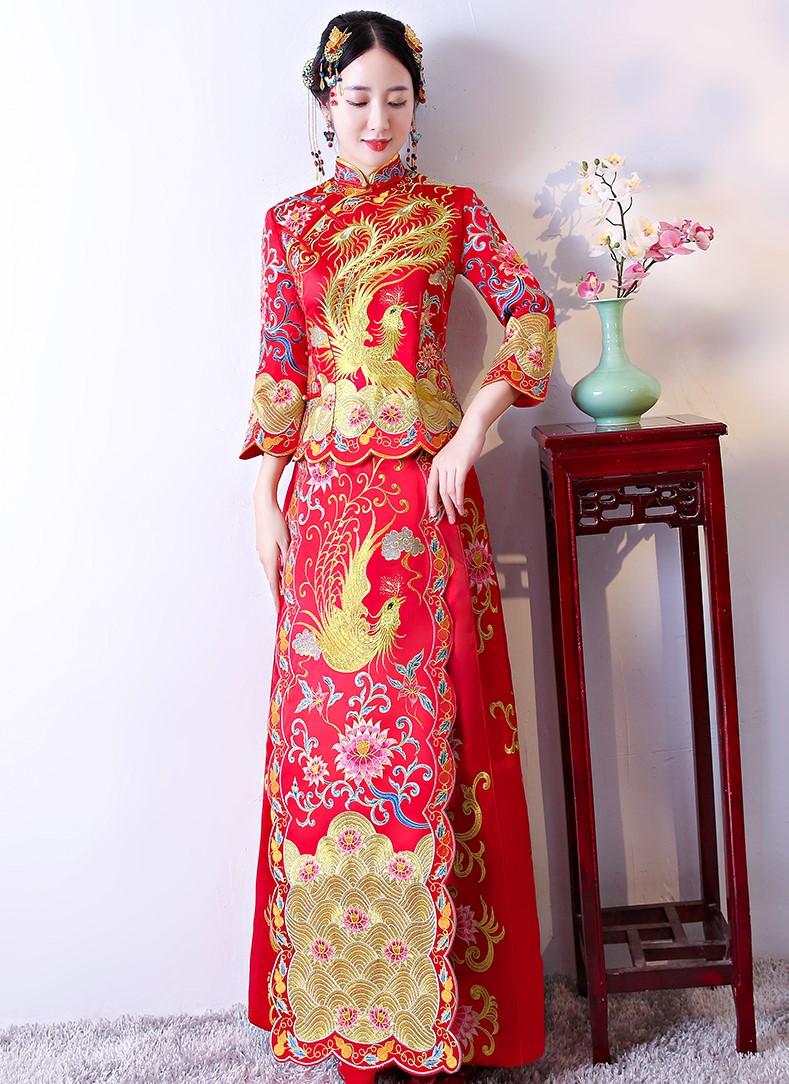 匠心啟航閱讀龍鳳褂中式禮服，奢華鳳凰刺繡新娘禮服