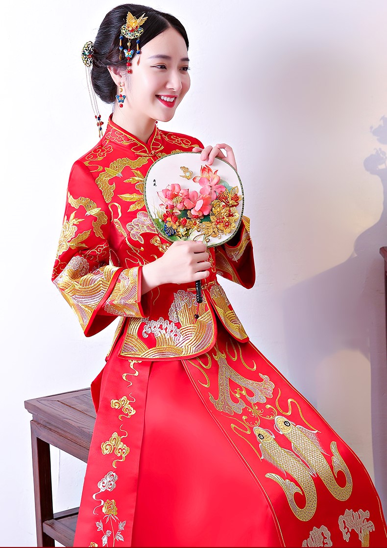古典吉祥中式禮服，唯美鯉魚刺繡新娘禮服