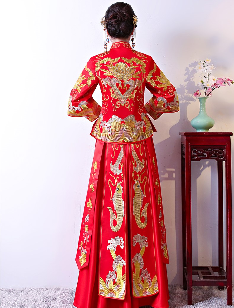 古典吉祥中式禮服，唯美鯉魚刺繡新娘禮服