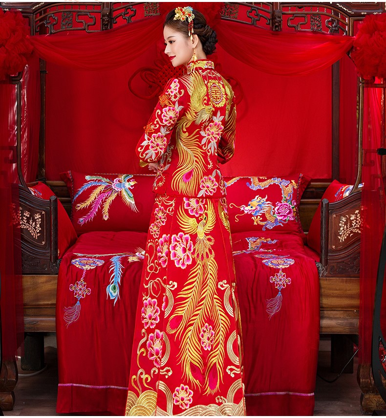 奢華刺繡中式禮服，唯美手工盤扣新娘禮服