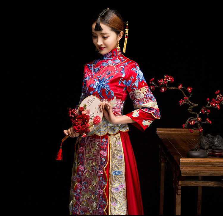 魚蓮嬉戲中式禮服，東方韻味新娘禮服