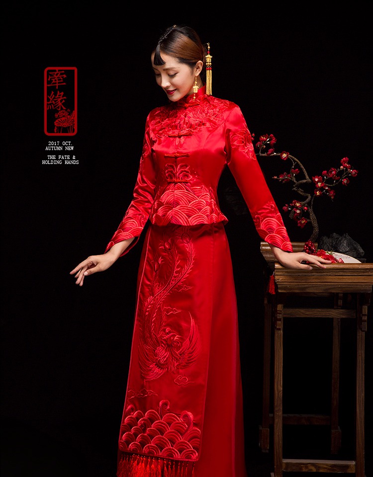 紅妝素雅中式禮服，同色系刺繡新娘禮服