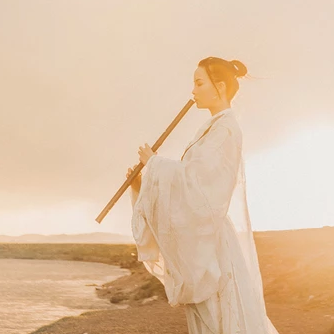 瀟灑騎馬女生頭像，唯美古風(fēng)真人頭像