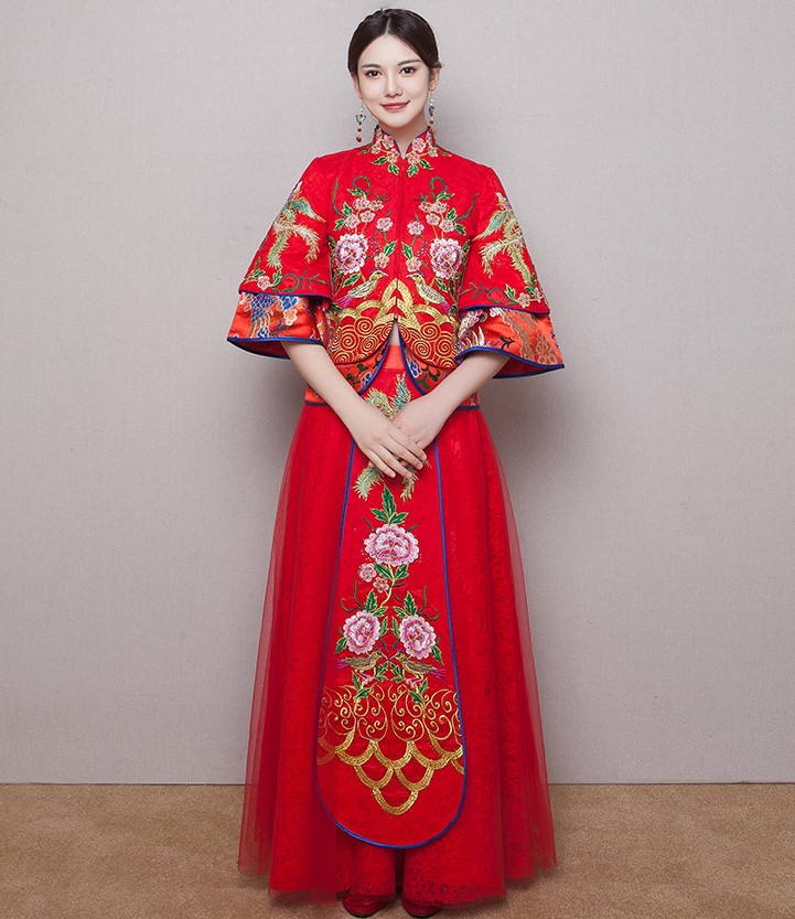 牡丹花刺繡新娘禮服，精致唯美中式禮服