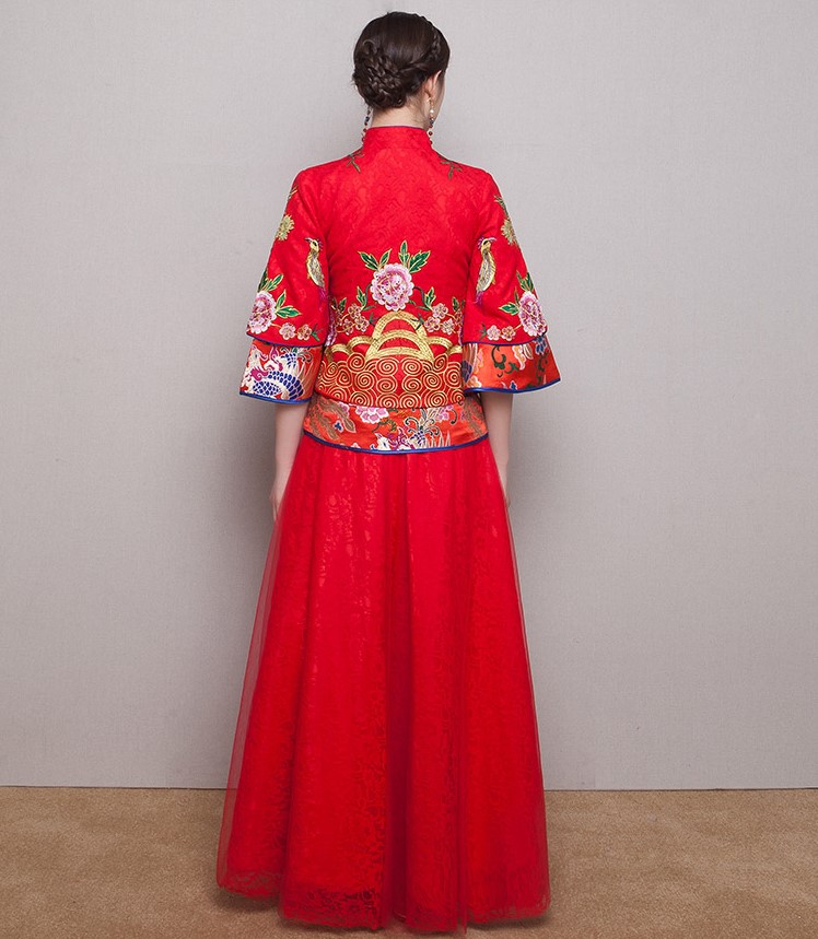 牡丹花刺繡新娘禮服，精致唯美中式禮服