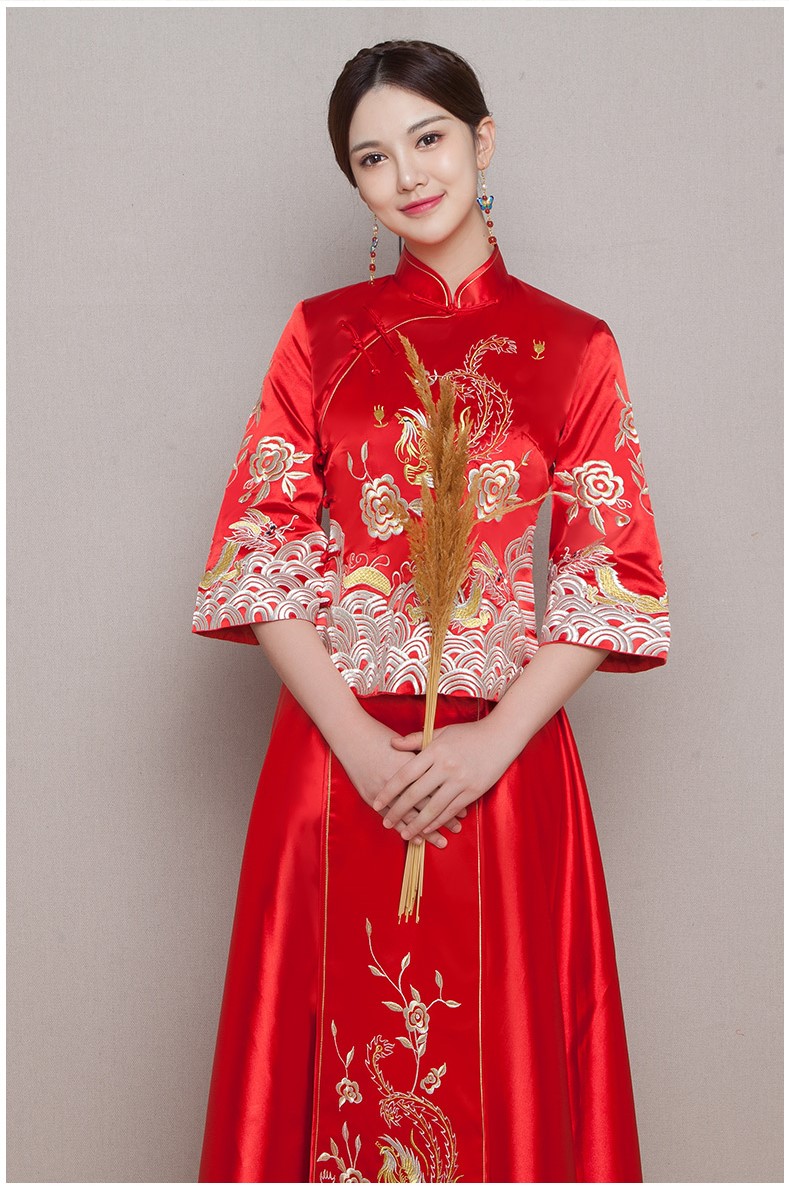 簡(jiǎn)約時(shí)尚中式秀禾新娘禮服，精致唯美中式禮服