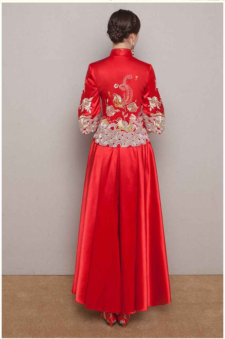 簡(jiǎn)約時(shí)尚中式秀禾新娘禮服，精致唯美中式禮服