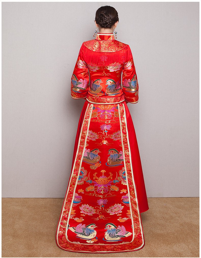 鴛鴦戲水新娘禮服，唯美流蘇中式禮服