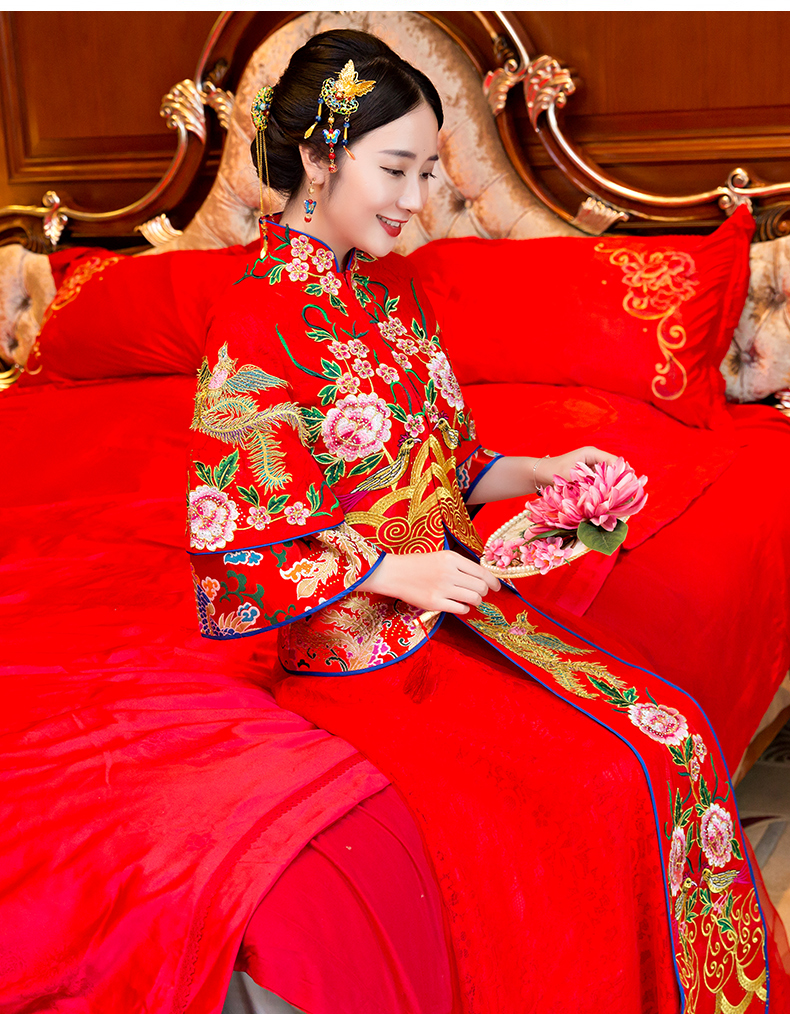 復(fù)古刺繡新娘禮服，古韻秀禾服中式禮服