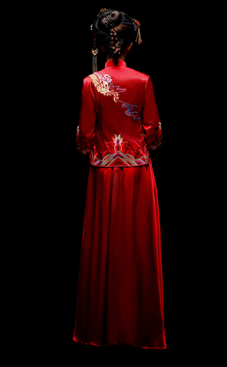 鳳凰刺繡新娘禮服，古典大氣中式禮服