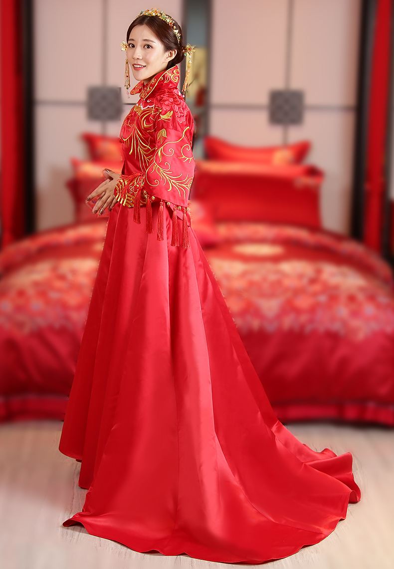 中國紅氣質拖尾新娘禮服,唯美刺繡中式禮服