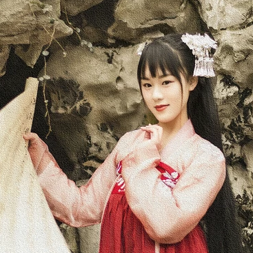 小清新粉衣帶團(tuán)扇女生頭像，唯美古風(fēng)真人頭像